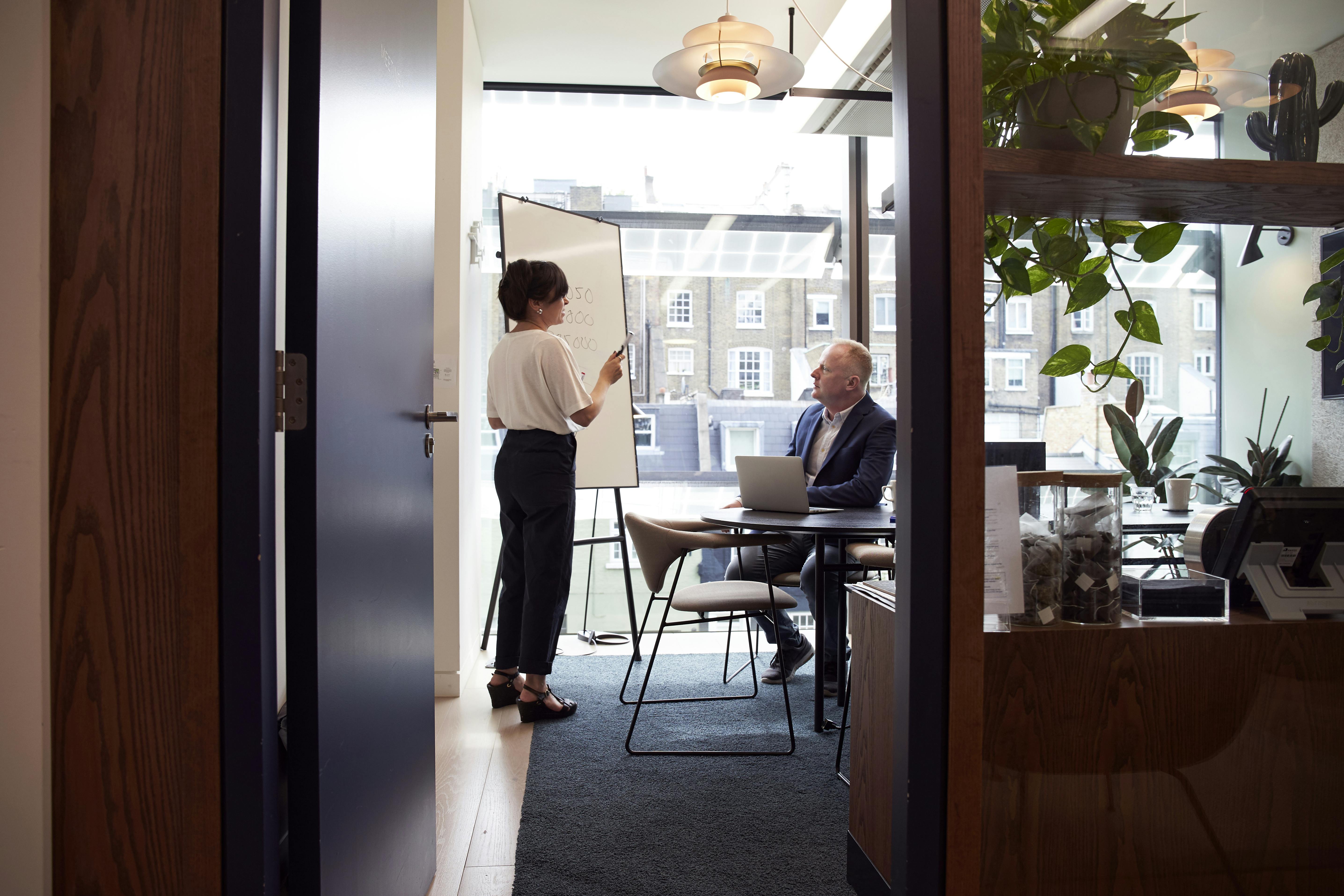 Enhancing Data Protection and Information Governance with Microsoft 365 E5 Licensing